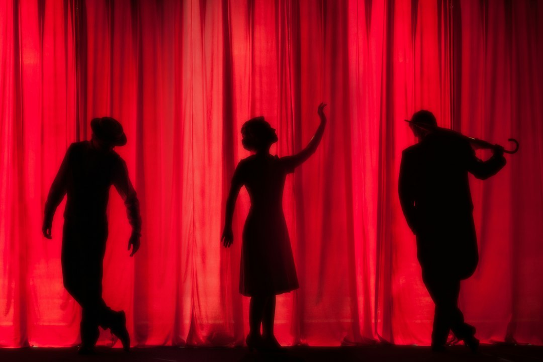 Film og Teater: En Uforglemmelig Reise Inn i Scenekunstens Rike
