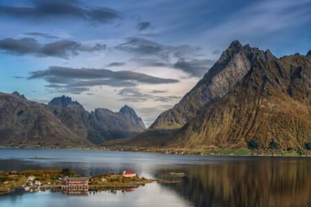 Oppdag de Skjulte Perlene i Norge: Reisetips for Unik Opplevelse